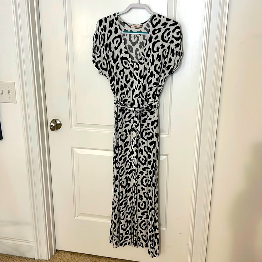 Black and white maxi shirt dress with sash belt